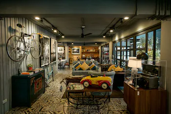 Nandha Hotel 3*