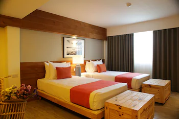 Nandha Hotel 3*