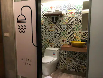 Nandha Hotel 3*