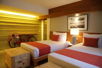 Nandha Hotel 3*