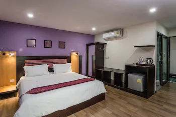 RESIDENCY HOTEL BANGKOK 3*