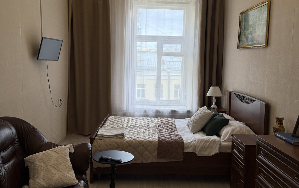 Ветка на Большой Московской 3*