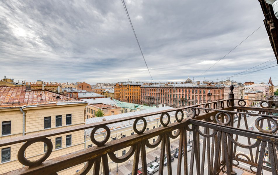 РенталСПб на Кирочной 3*