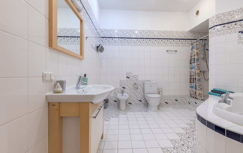 РенталСПб на Кирочной 3*