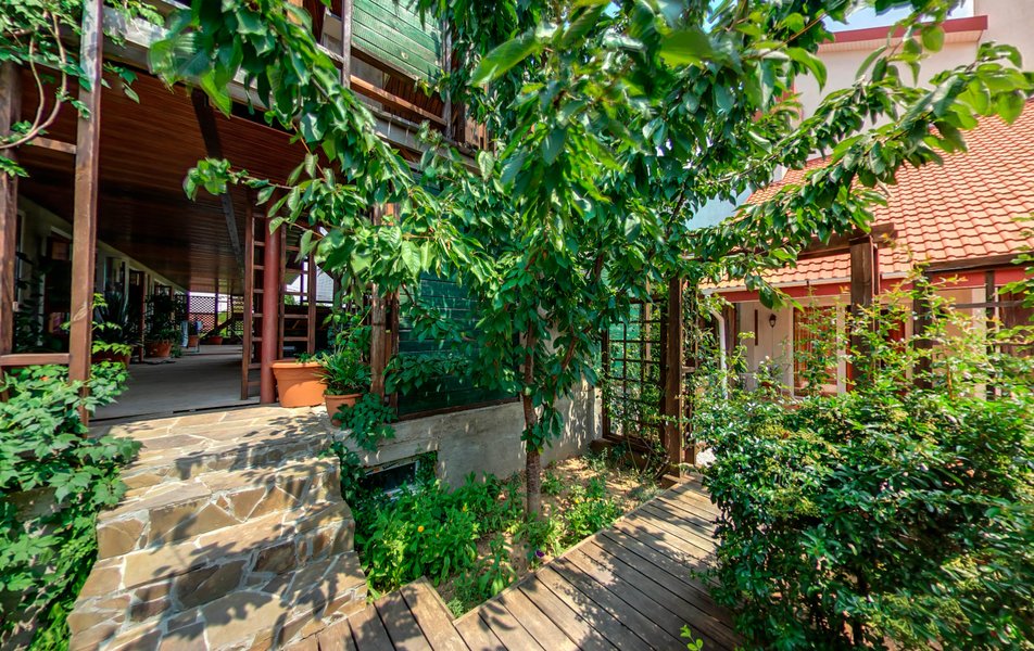 Вилла на море 2*