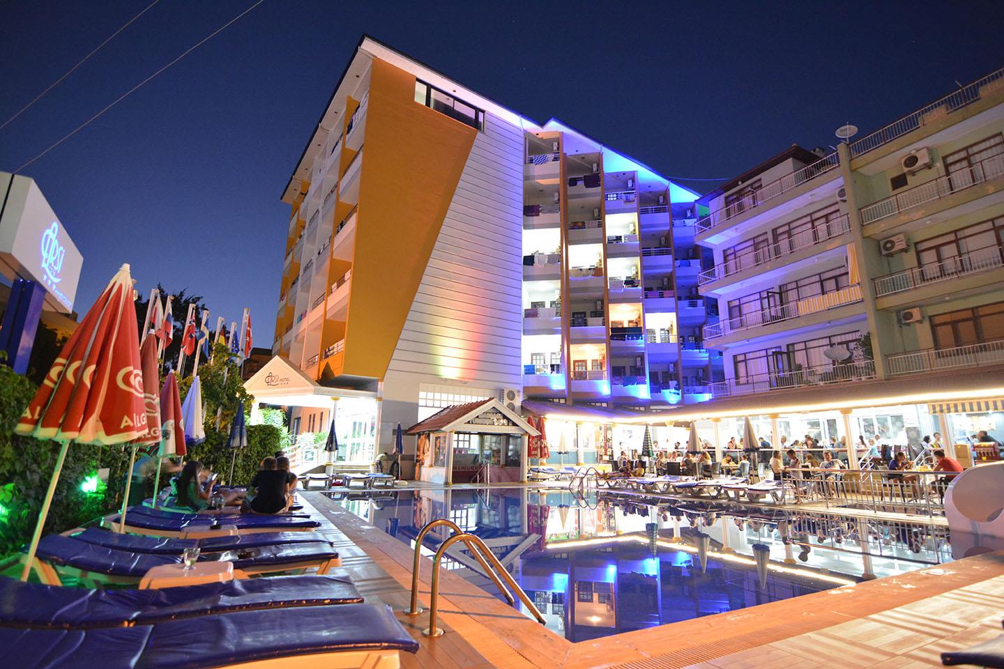 White city beach 4. Arsi Hotel 4*. Аланья Турция Arsi Hotel. Арси отель 4 Аланья Турция. Арси Энфи Бич отель Алания.