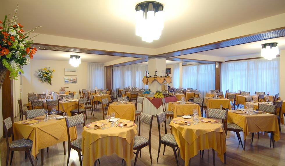 Hotel Reale - Montecatini Terme 3*