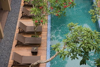 Santika Beach 4*