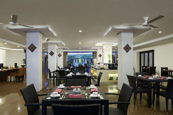 Santika Beach 4*