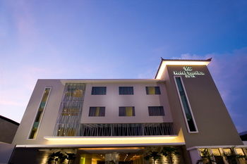 Santika Beach 4*
