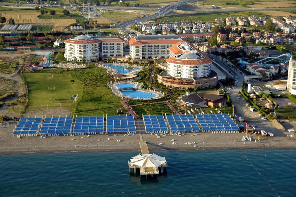 Seaden Sea World Resort & Spa 5*