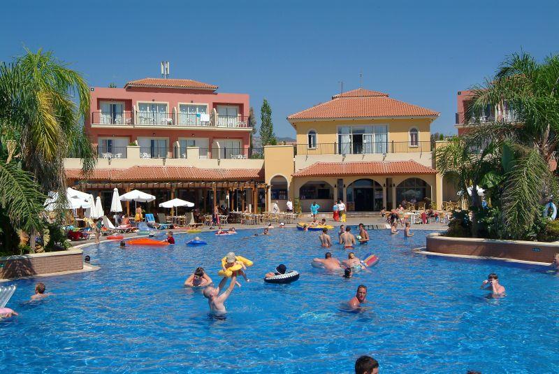 Sentido Pafian Sun Village 4*