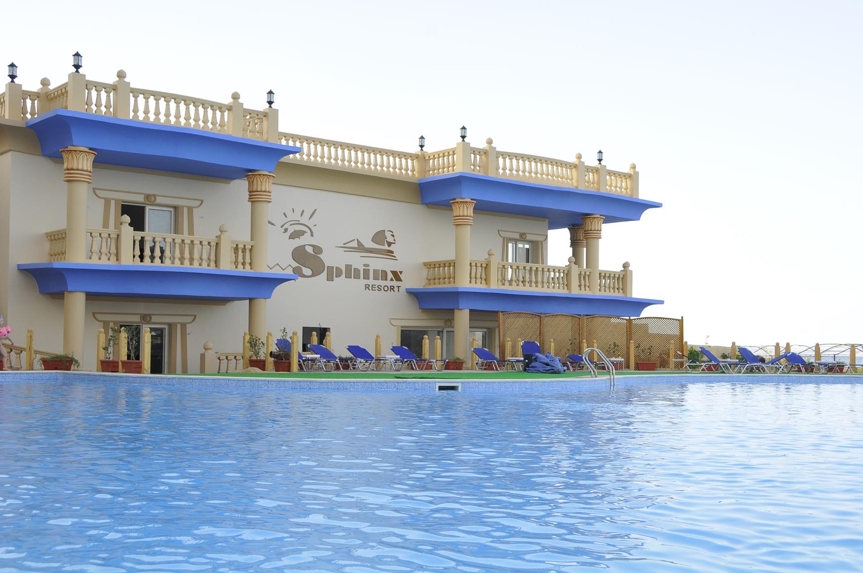 Sphinx Aqua Park Beach Resort 4*