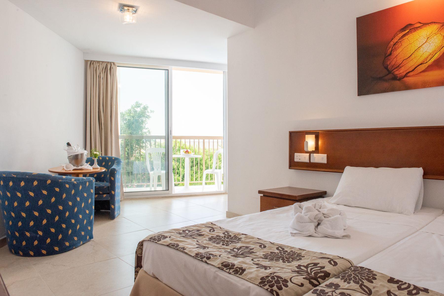 Avlida Hotel 4*