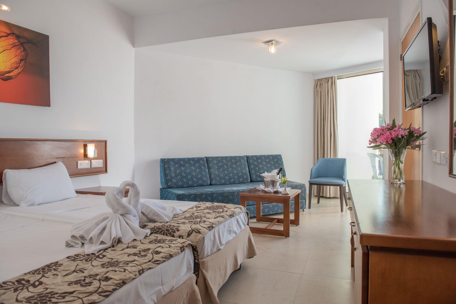 Avlida Hotel 4*