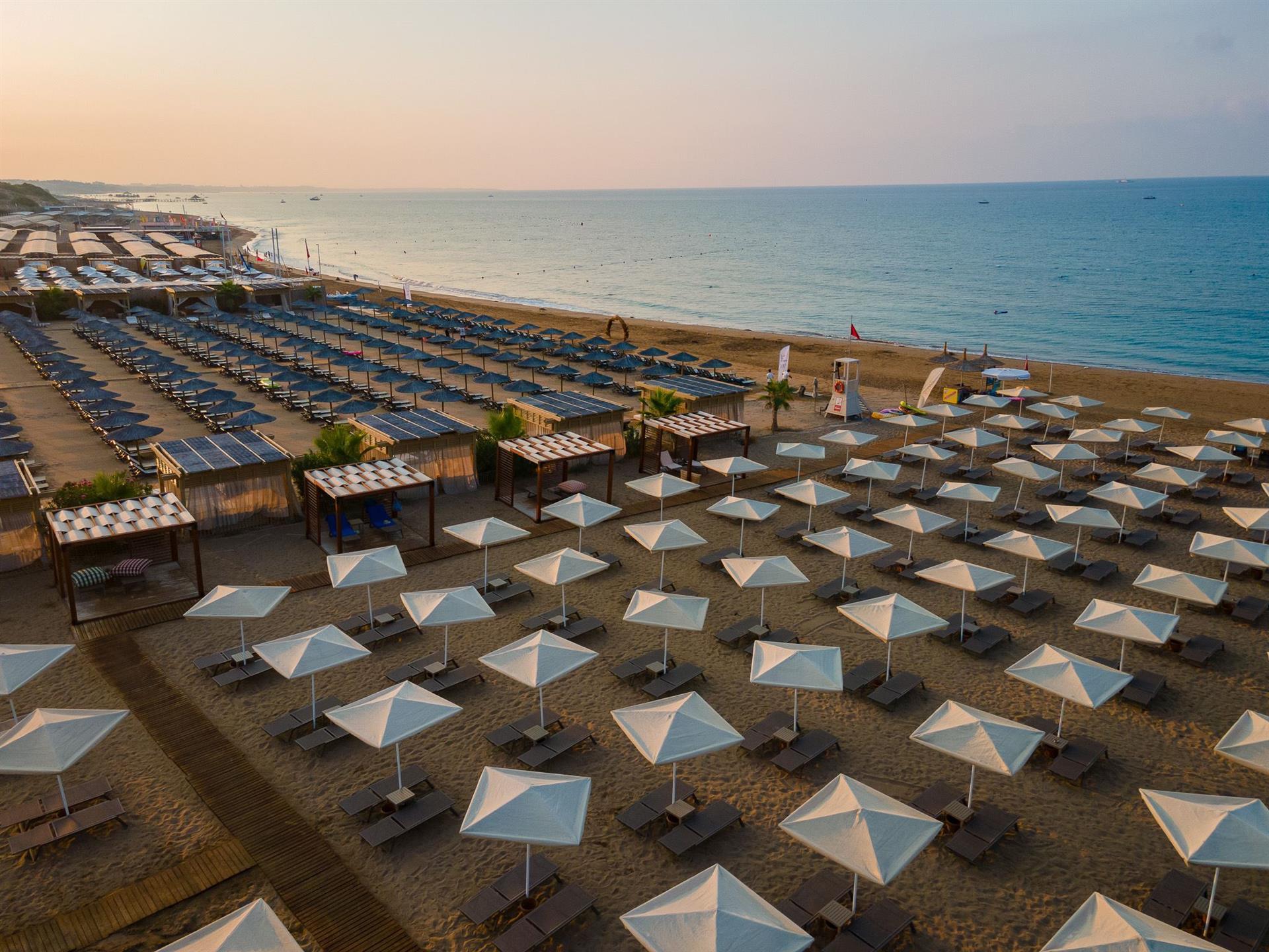Roma Beach Resort & Spa (16+) 5*