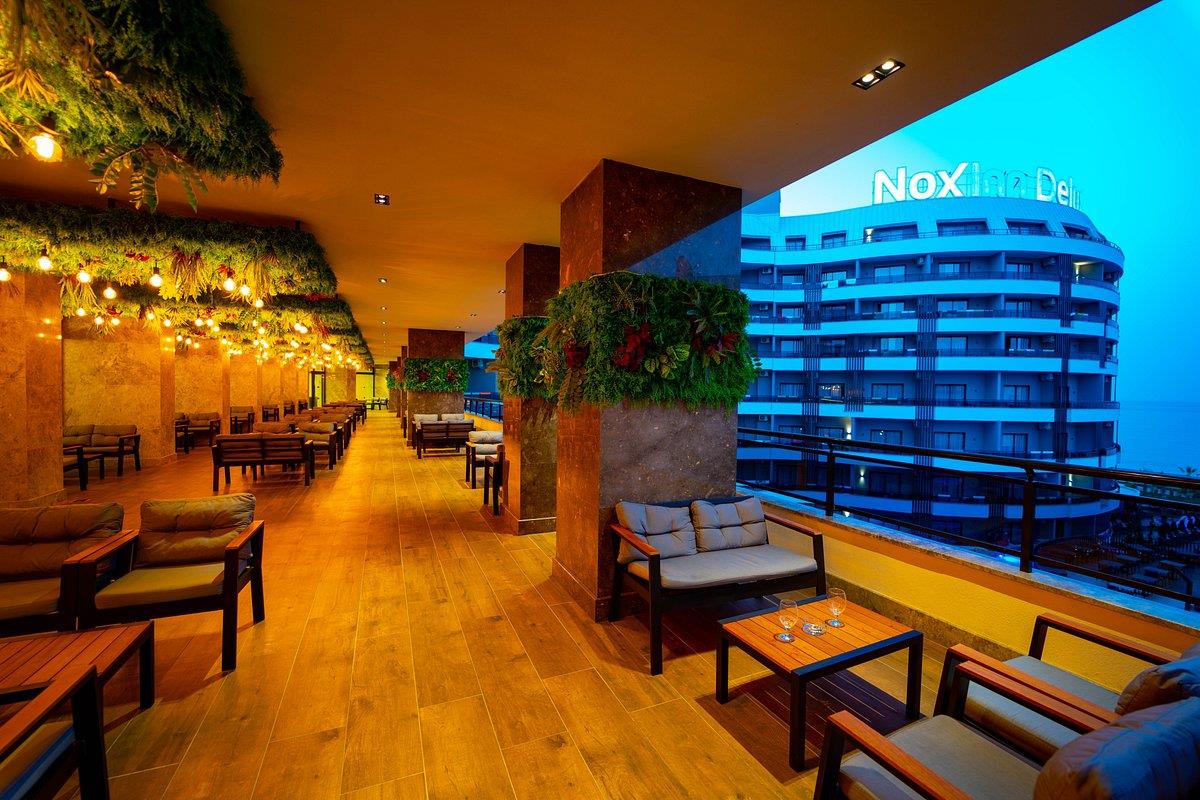Nox Inn Deluxe Hotel 5*