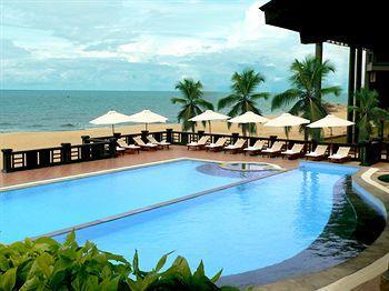 Tropicana Beach Resort & Spa 3*