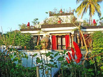 Tugu Hotel Lombok 5*