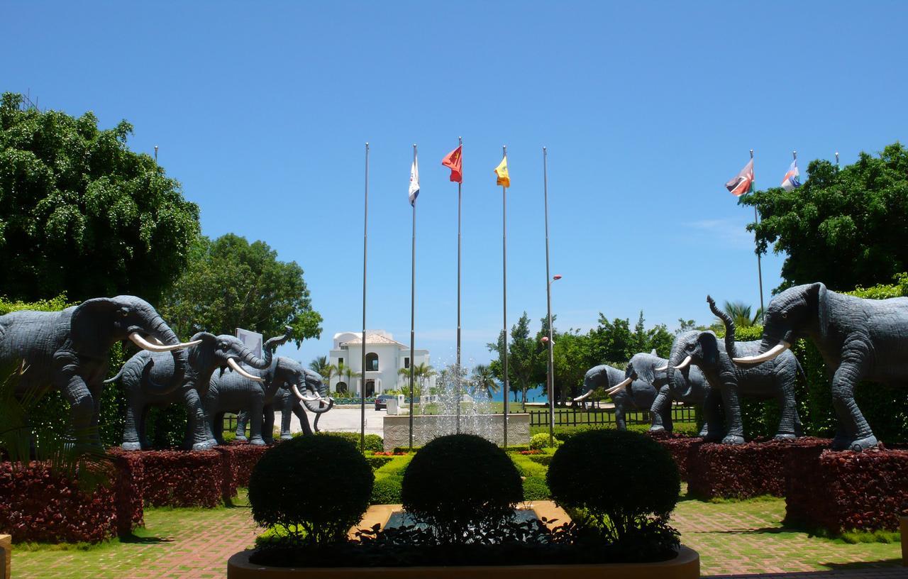 Туры в Yalong Bay Universal Resort Sanya