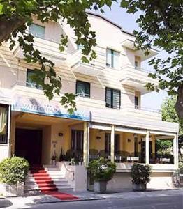 Vallechiara Hotel & Residence 3*