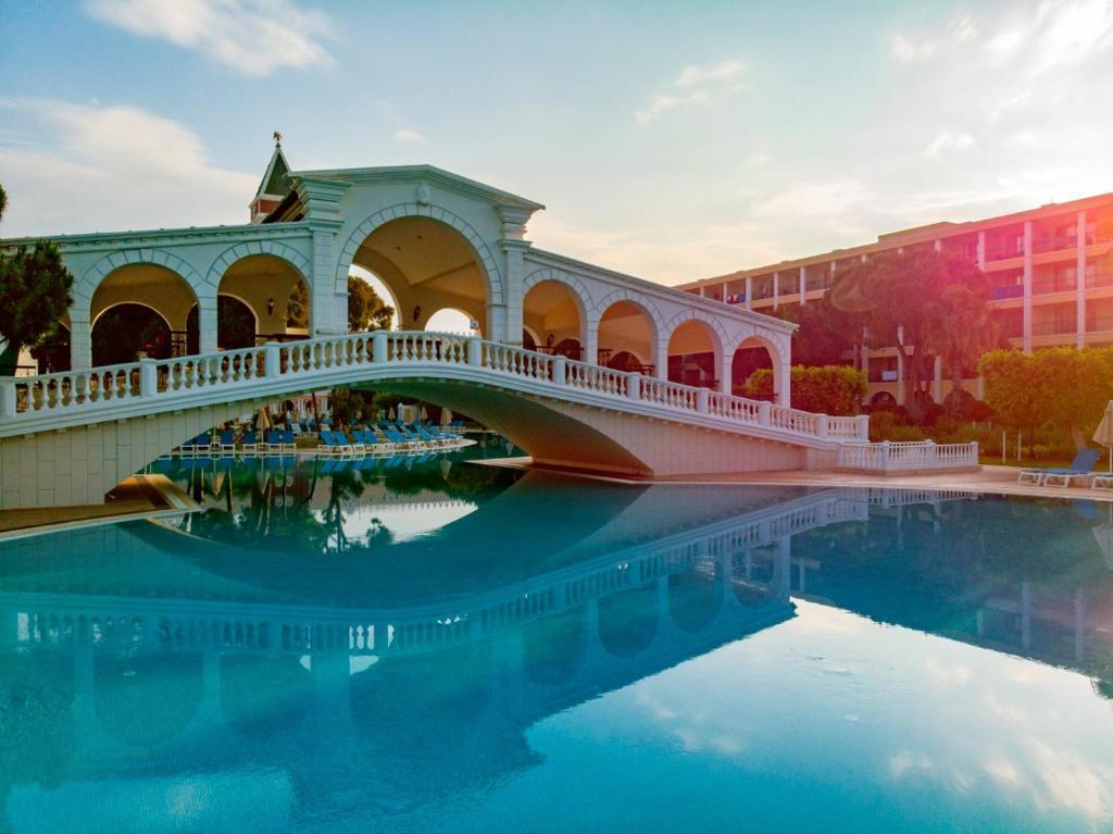 Venezia Palace Deluxe Resort Hotel 5*