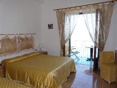Villa Bellavista Hotel  Praiano 3*