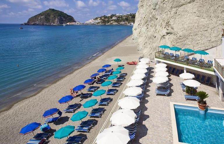 Vittorio Beach Resort 3*