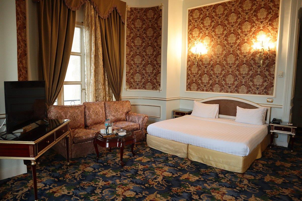 Туры в Paradise Inn Windsor Palace Hotel