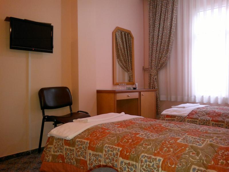 Туры в Yalta Hotel