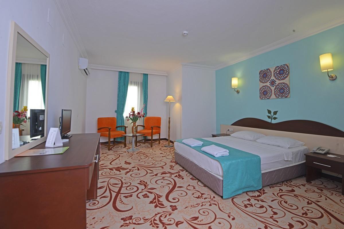 Yelken Mandalinci Spa&Wellness Hotel 4*