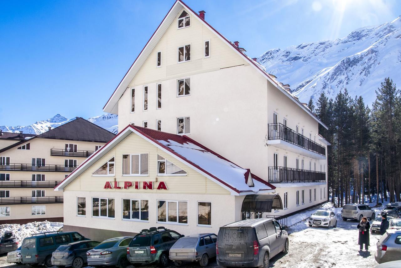Alpina Hotel 2*