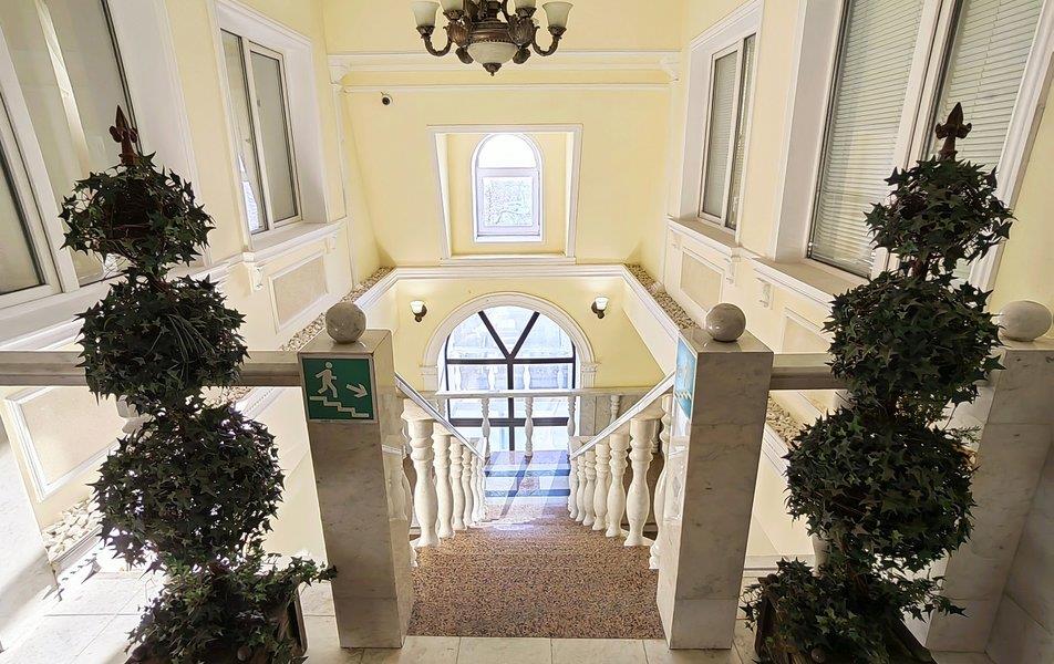 Клеопатра 4*