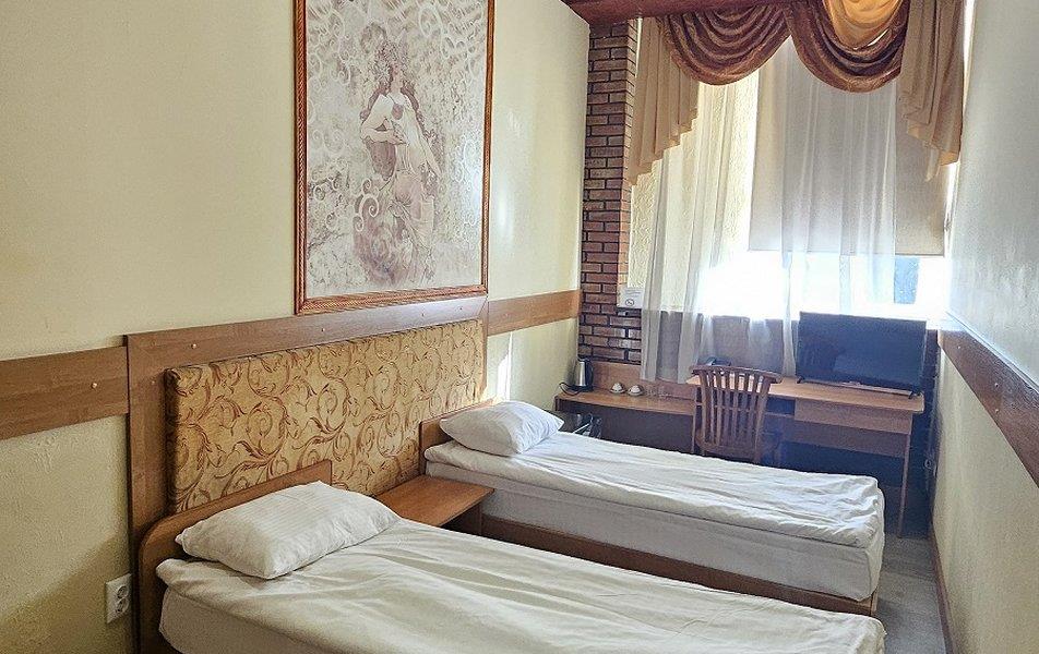 Клеопатра 4*