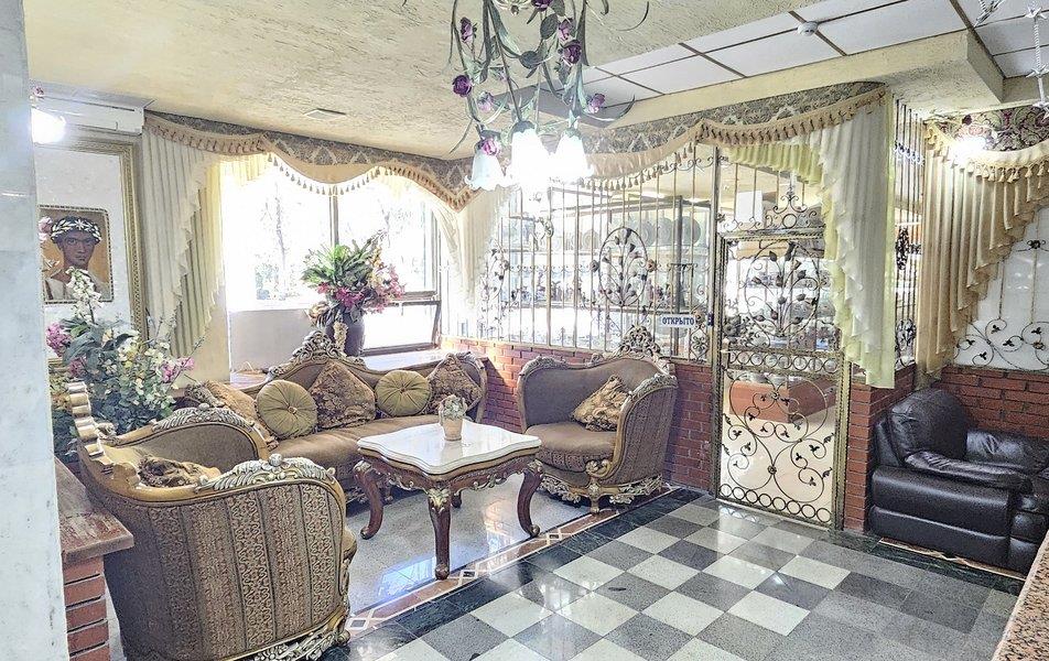 Клеопатра 4*