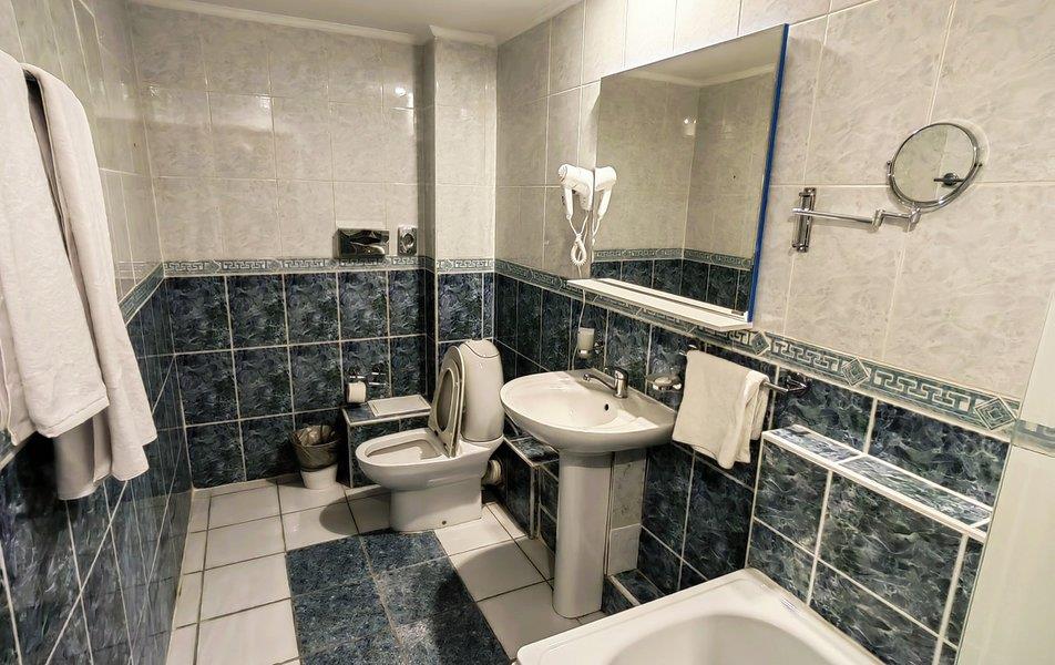 Клеопатра 4*