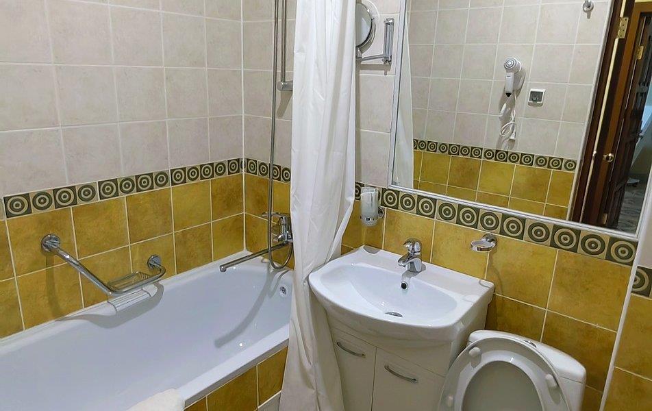 Клеопатра 4*