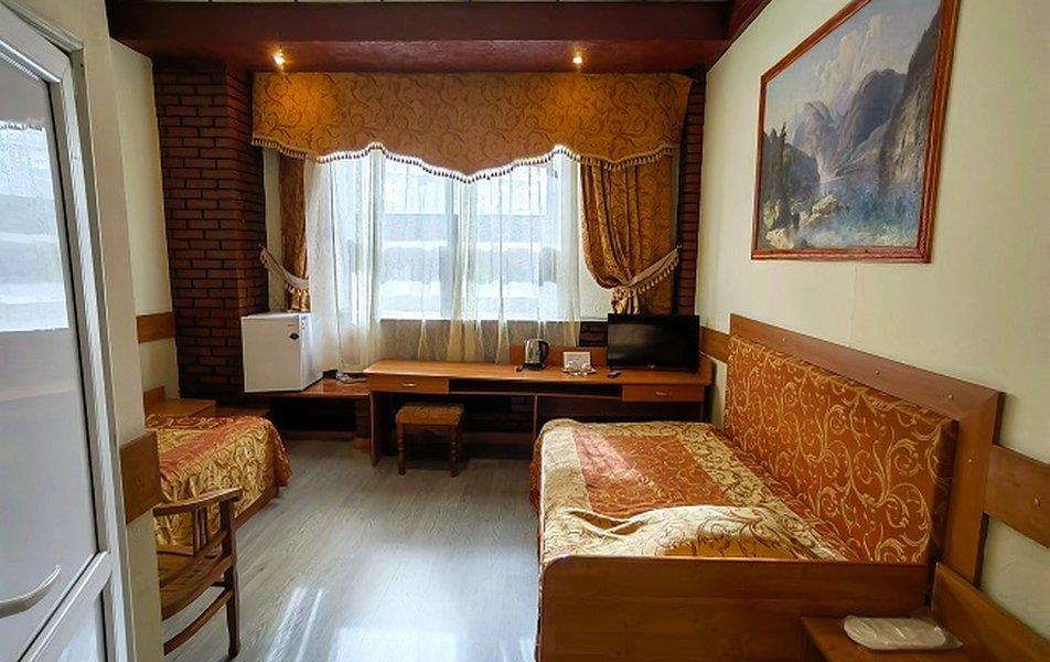 Клеопатра 4*