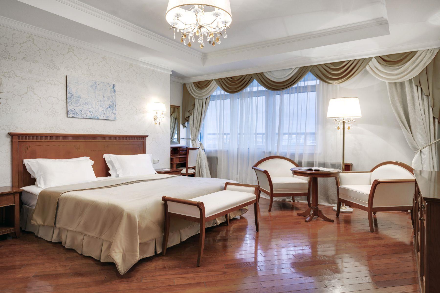 Cosmos Petrozavodsk Hotel 4*