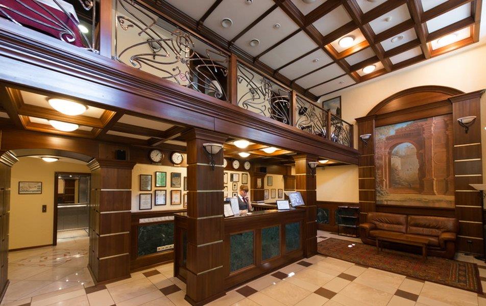 Парк - Отель Грааль 4*