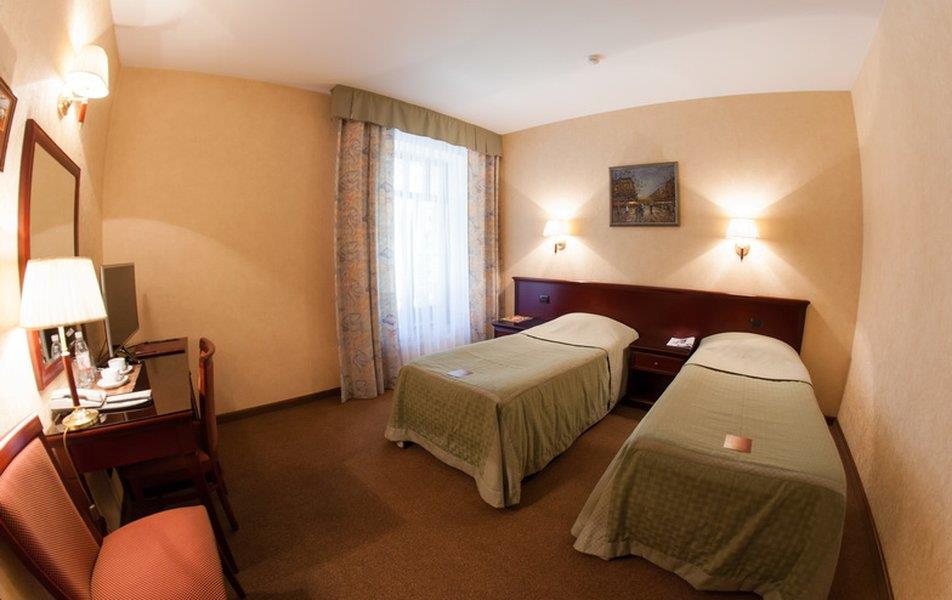 Парк - Отель Грааль 4*