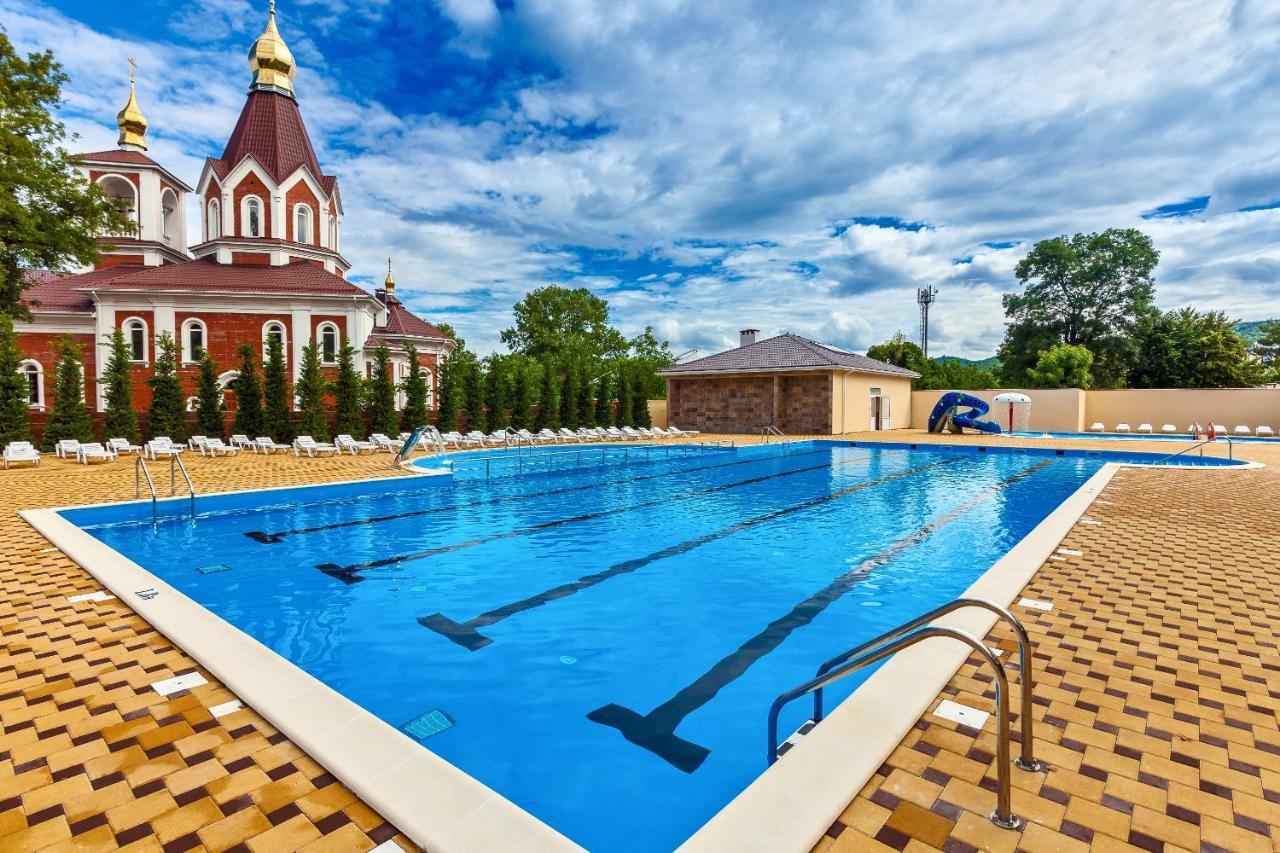 Пансионаты краснодарского края с бассейном
