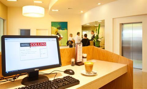 Collins Hotel 4*