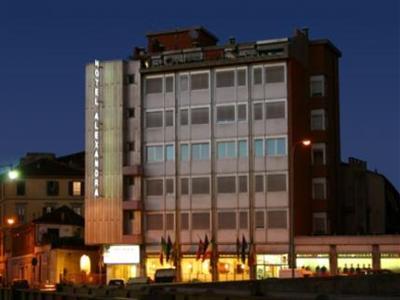 Alexandra Hotel 3*