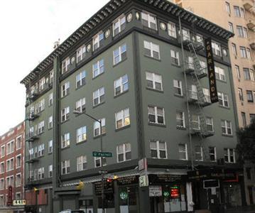 Americas Best Value Inn & Suites- Golden Gate