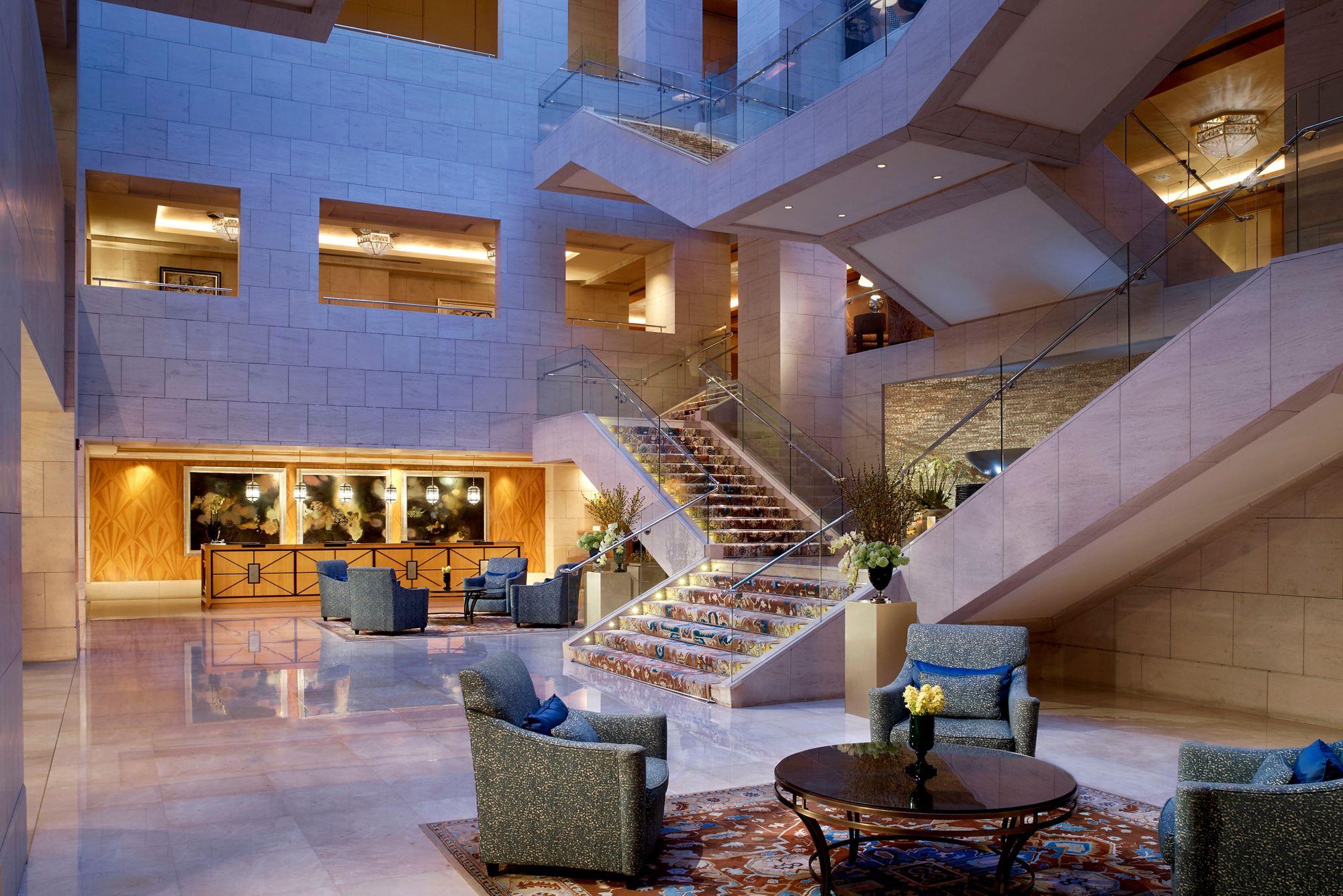 Туры в The Ritz-Carlton Dubai International Financial Centre