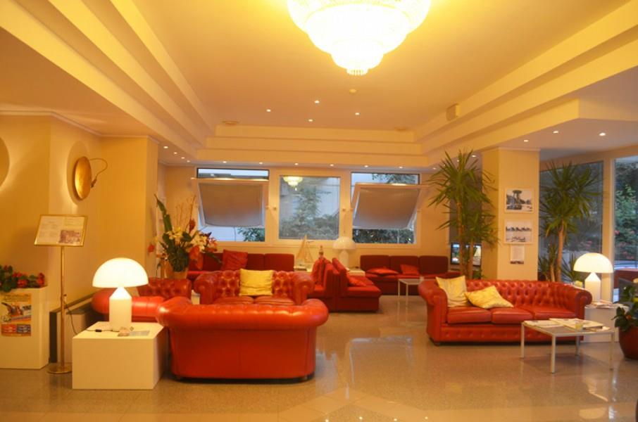 Hotel Bristol Cattolica 3*