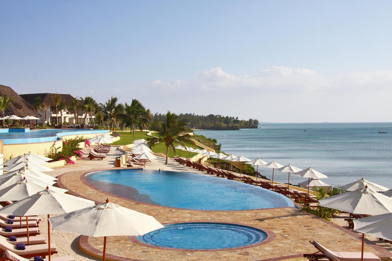 Sea Cliff Resort & Spa 5*