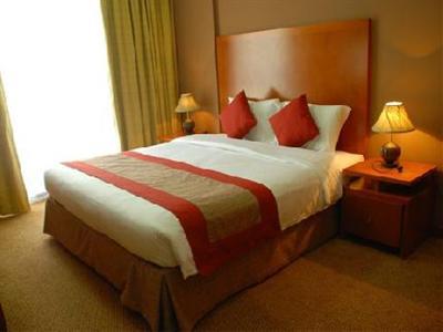 London Crown 1 Hotel Apartments 3*
