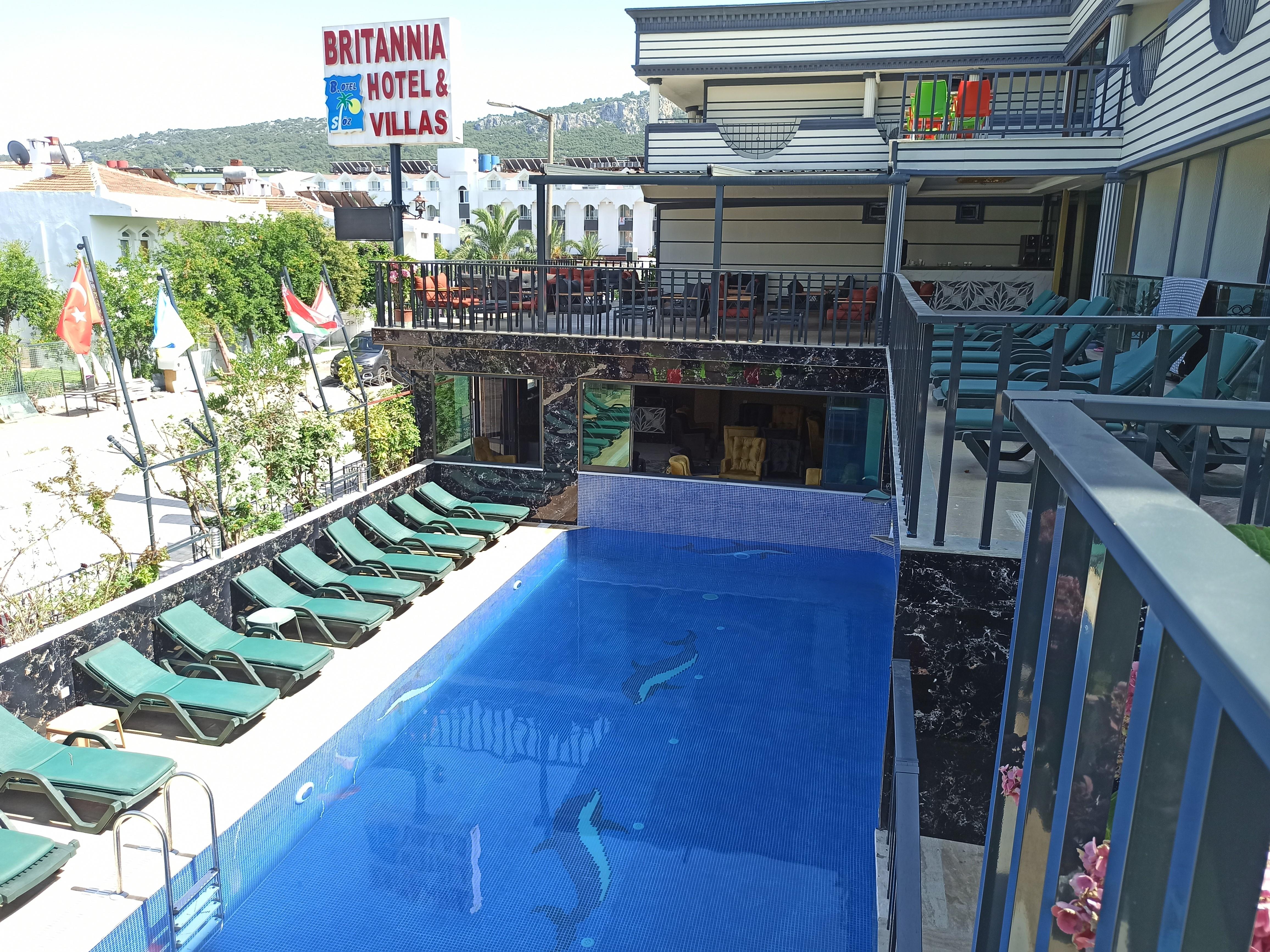 Britannia Hotel & Villas 3*